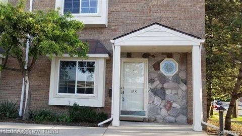 185 COOLIDGE Road Birmingham City MI 48009