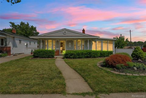 4517 Culver Street Dearborn Heights City MI 48125