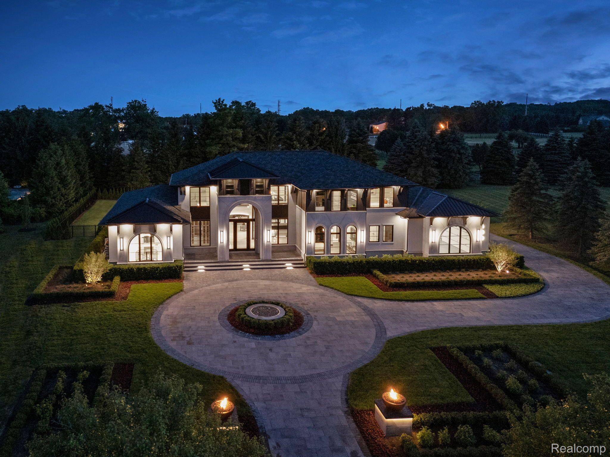 600 Chase Lane