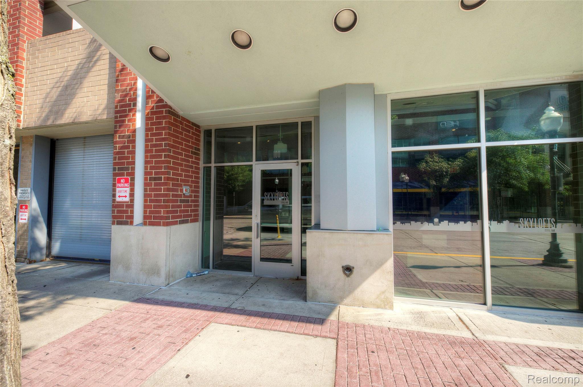 100 W 5TH ST 610