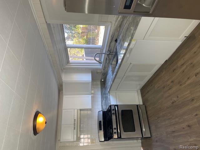 138 Chopin Street