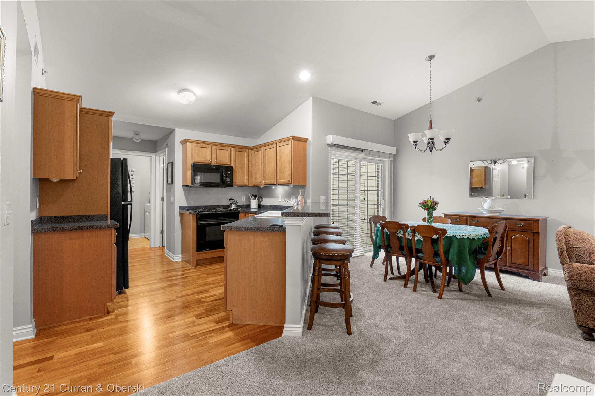 45599 Graystone Ln
