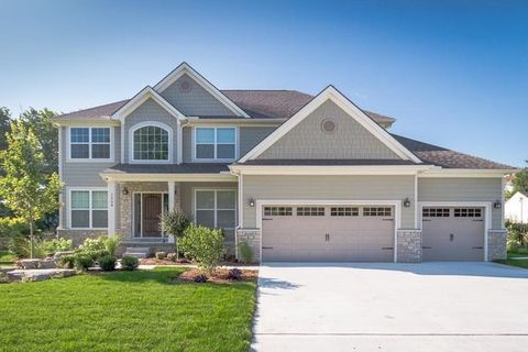 2204 ORPINGTON Drive Troy City Oakland MI 48083