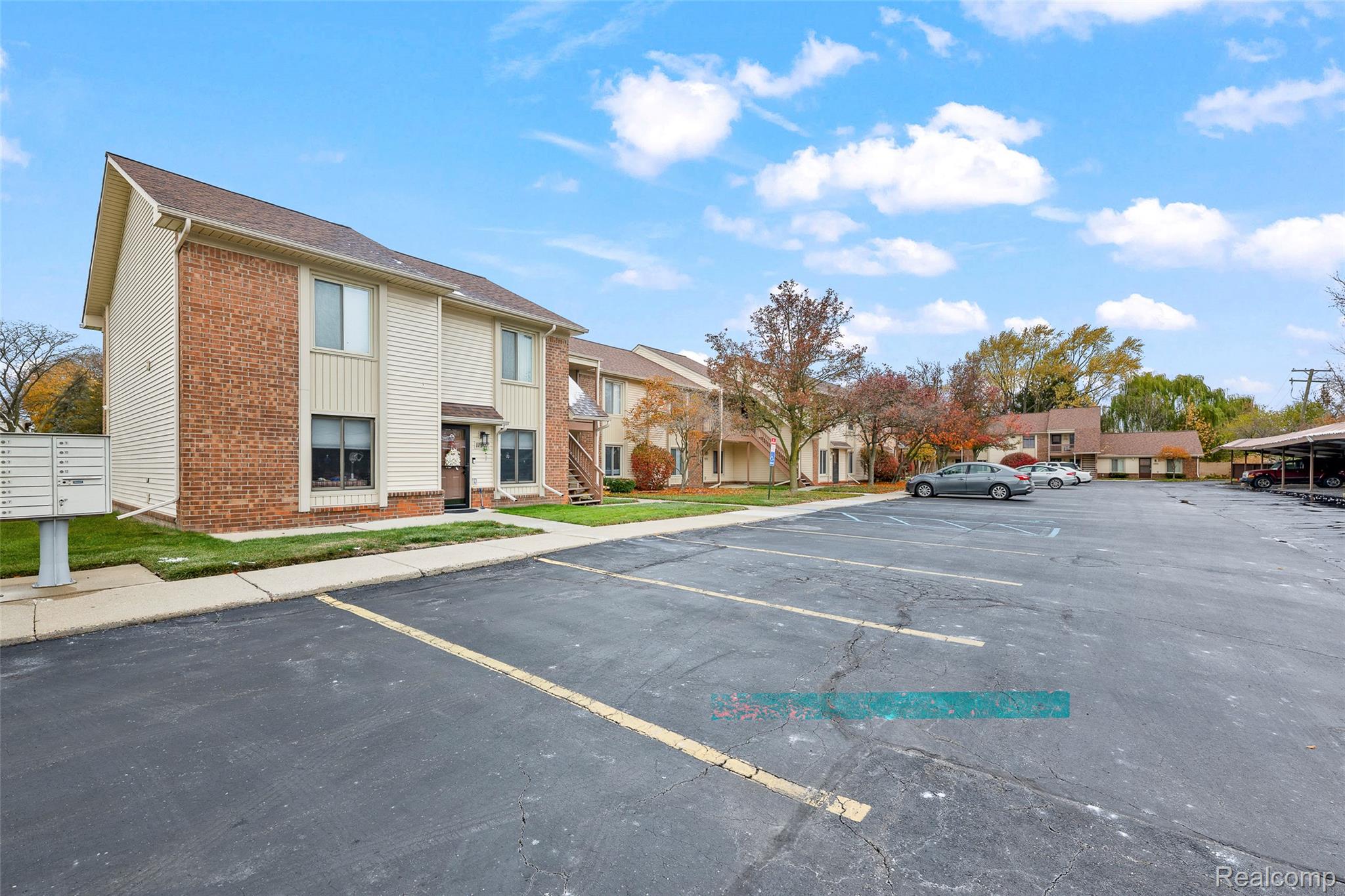 17915 Phyllis Street