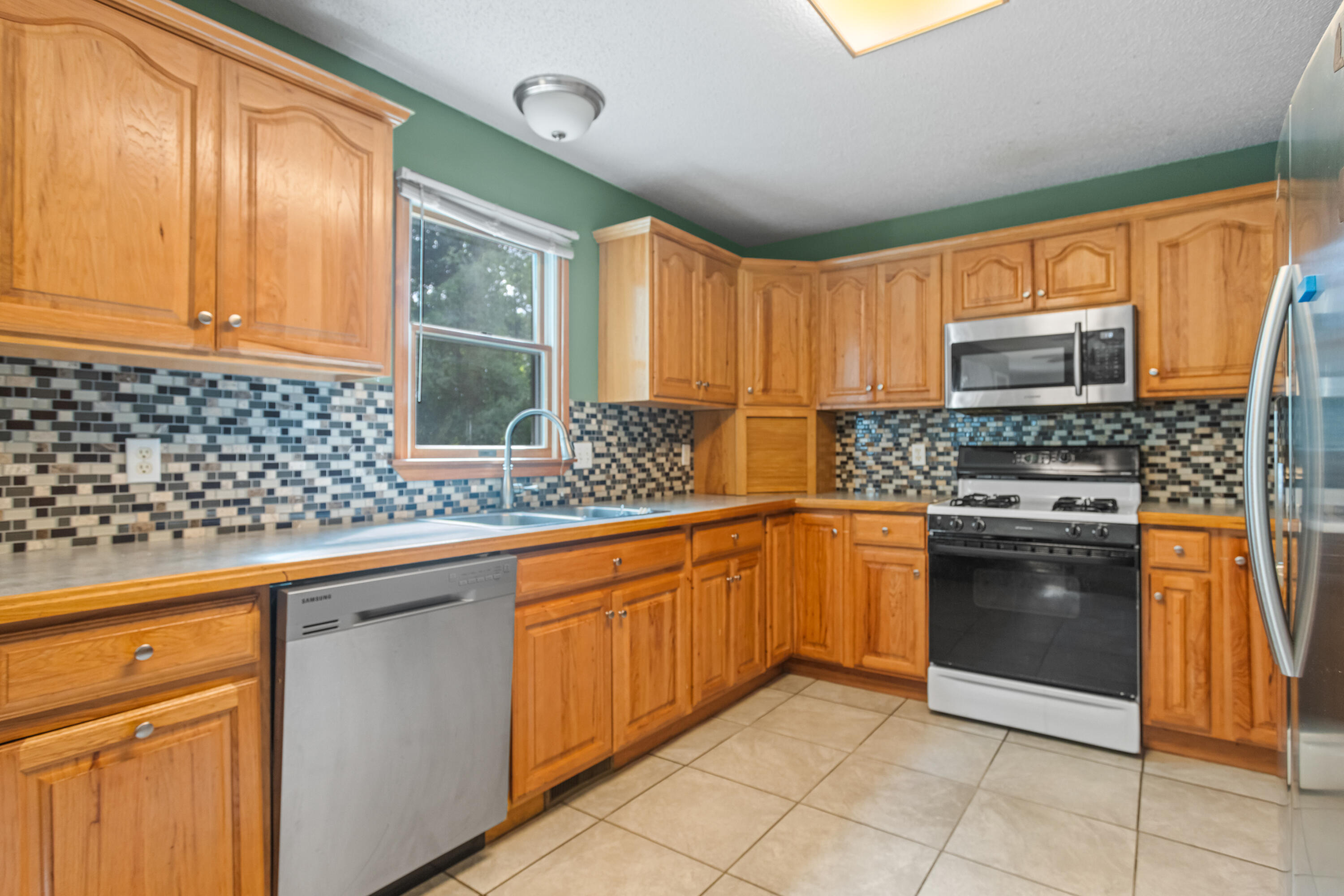 1330 S Griffin Street