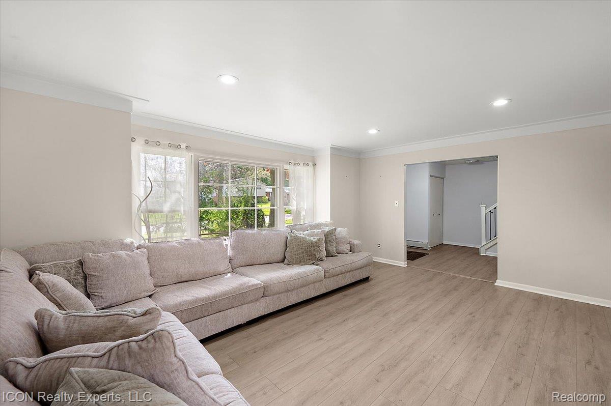 2720 Bridle Road