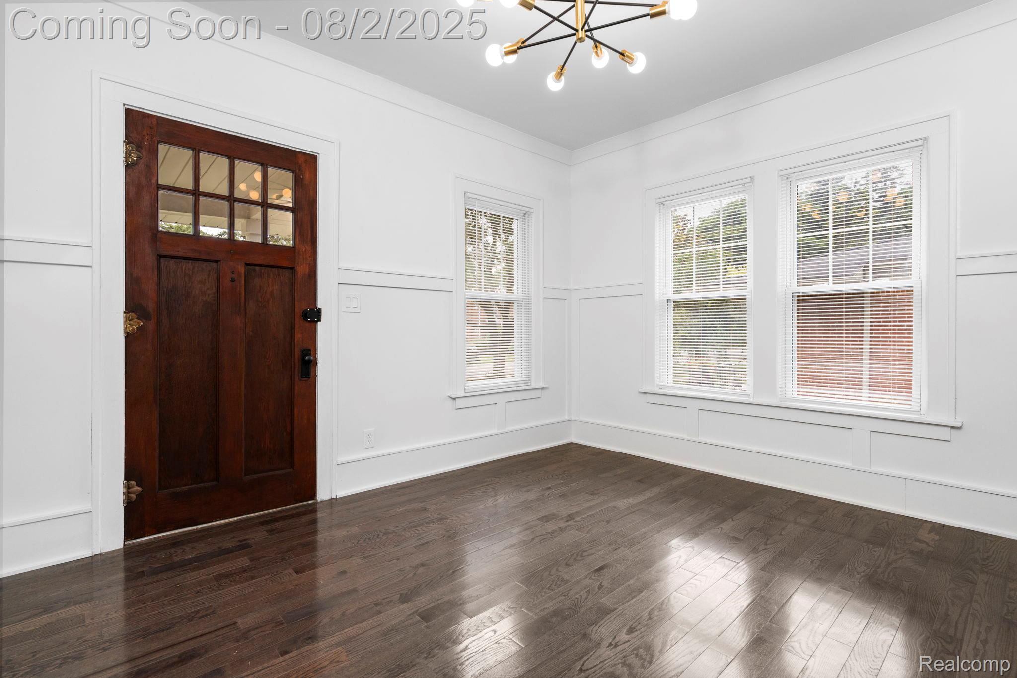 1402 Catalpa Drive