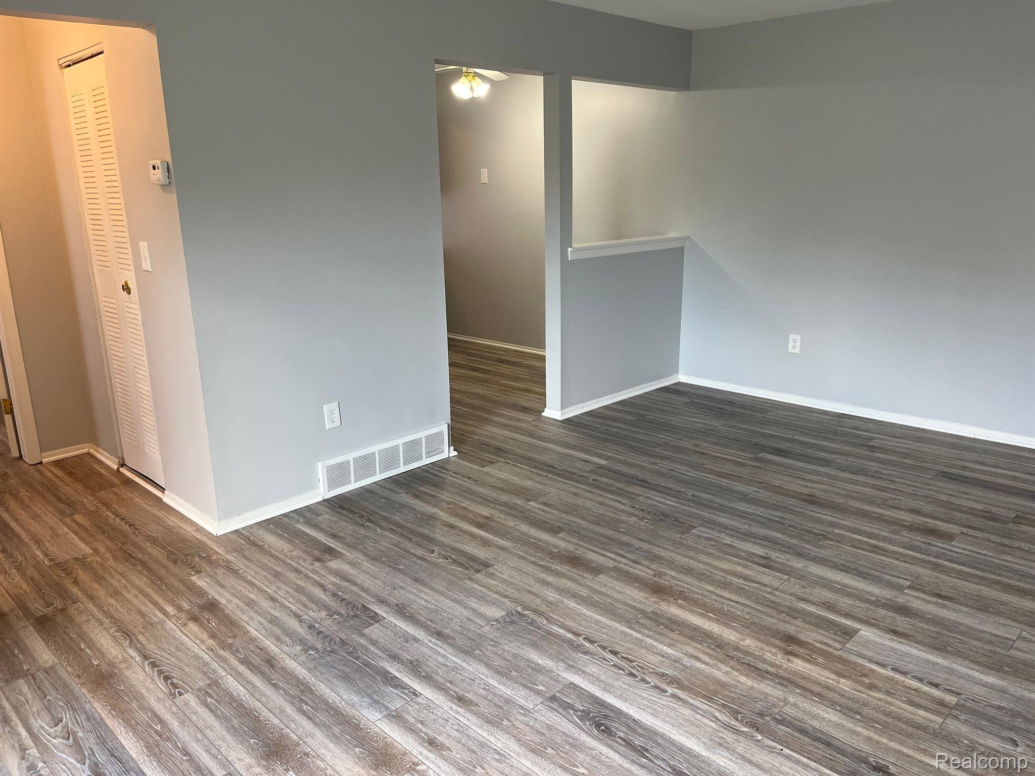 9926 ALLEN POINTE Drive