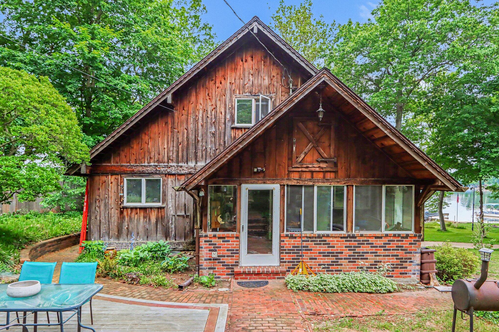 2535 Miner Lake Drive