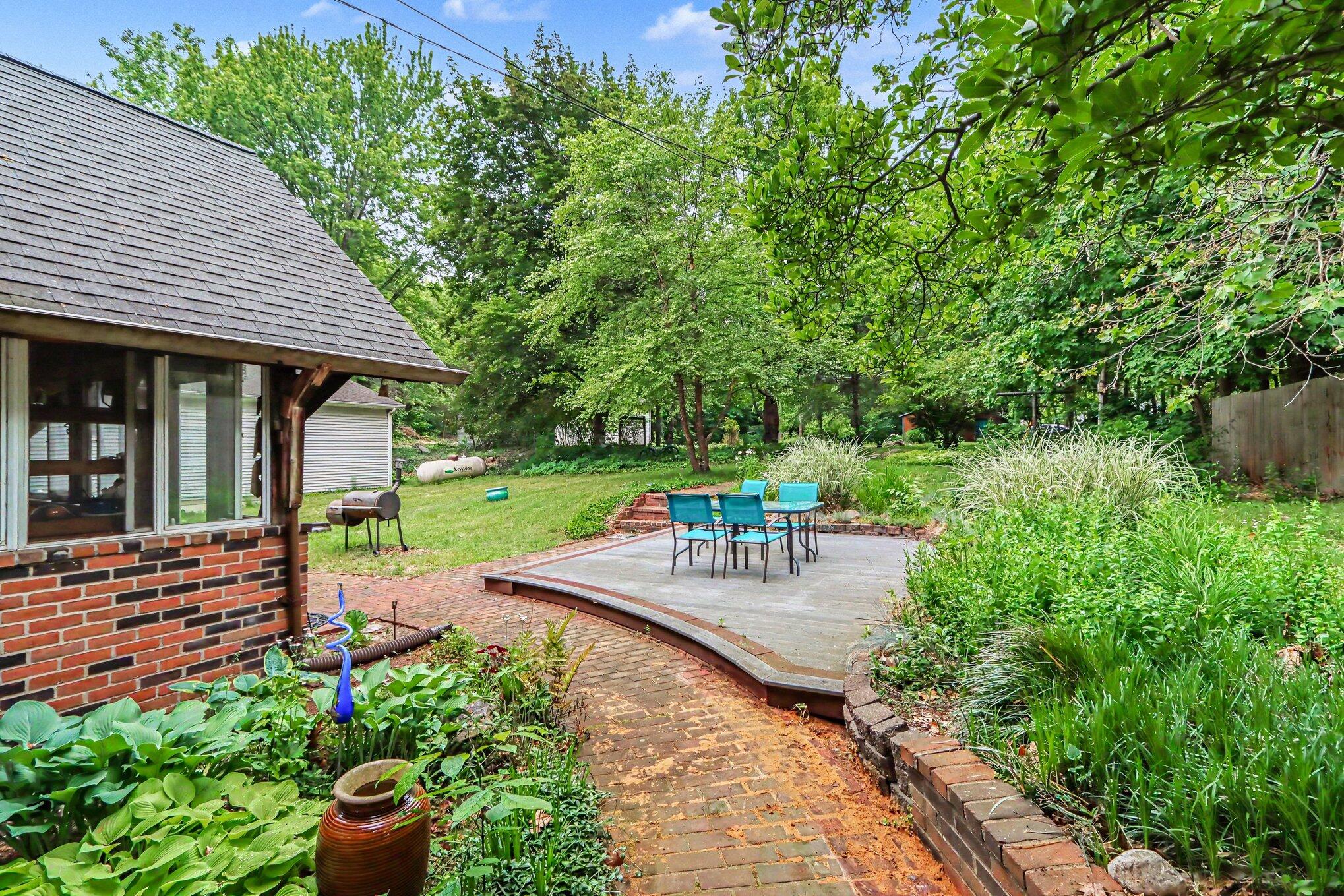 2535 Miner Lake Drive