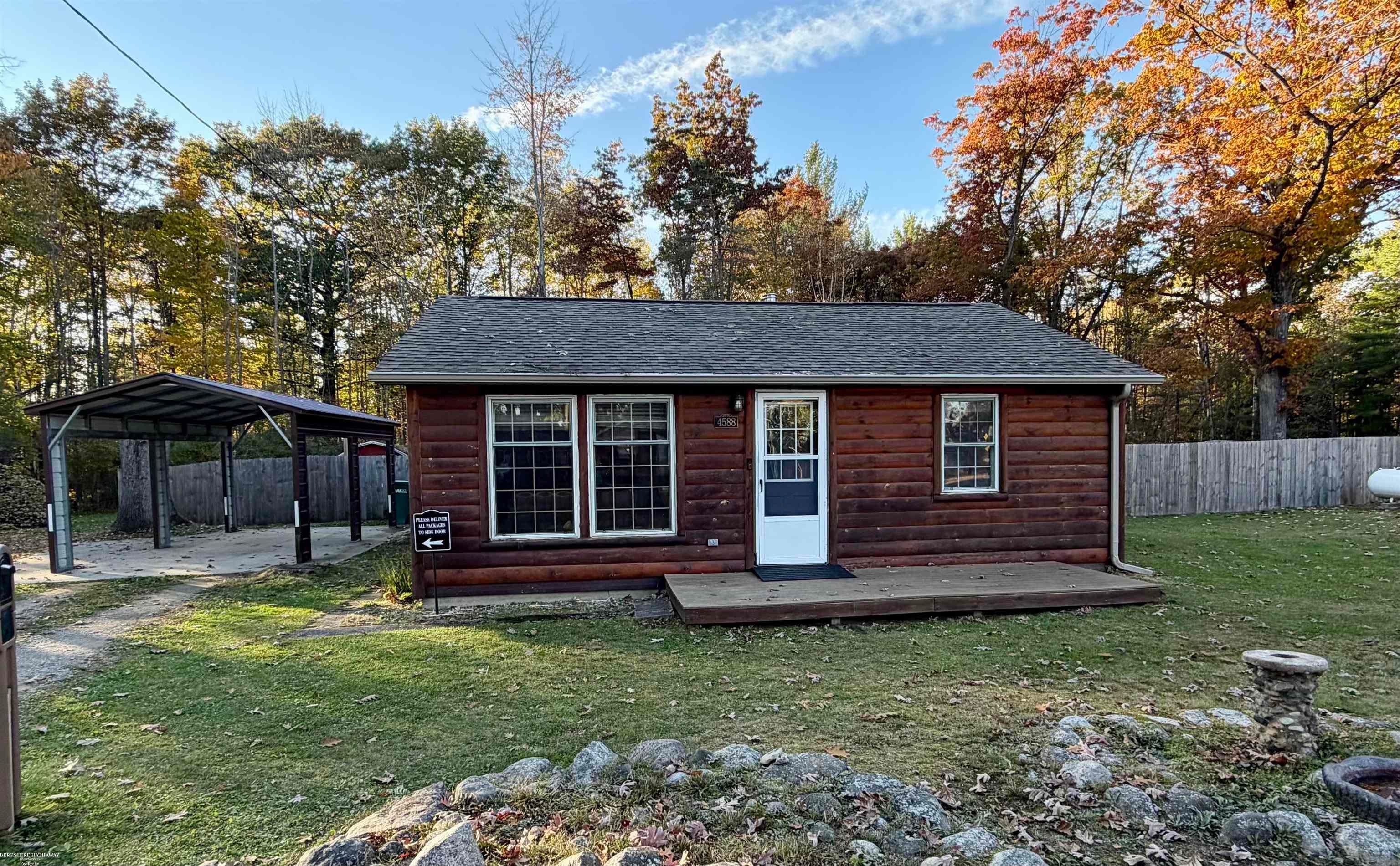 4588 Cranberry Lake Drive