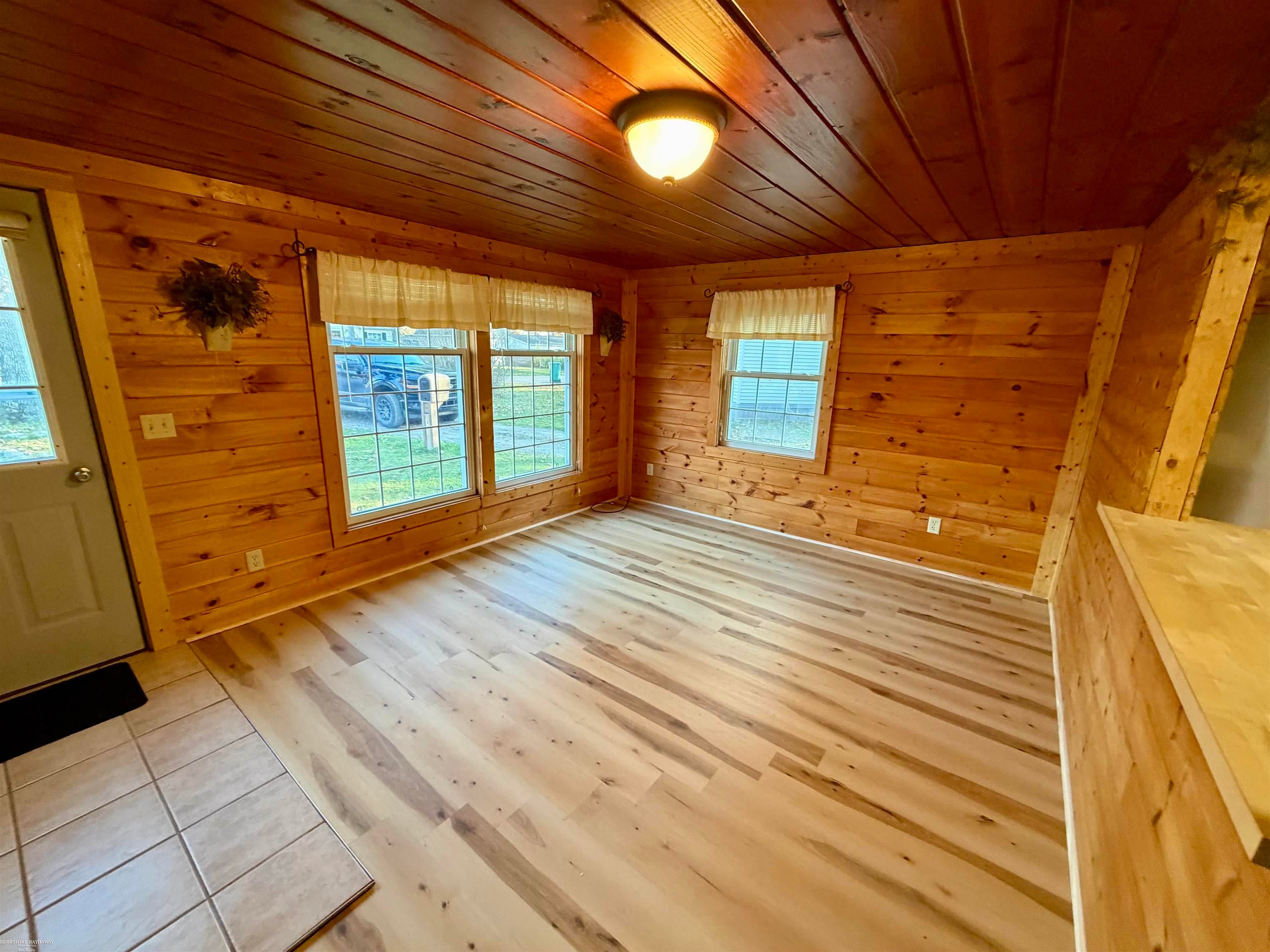 4588 Cranberry Lake Drive