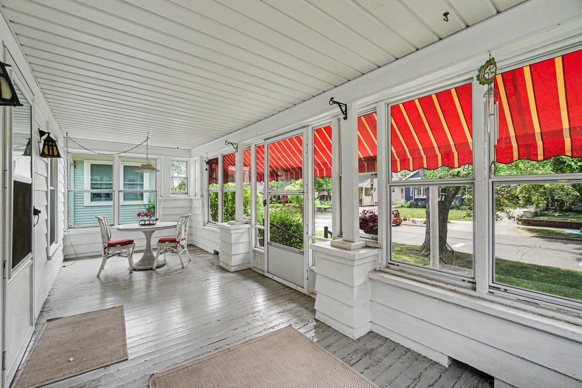 1410 W Maple Street