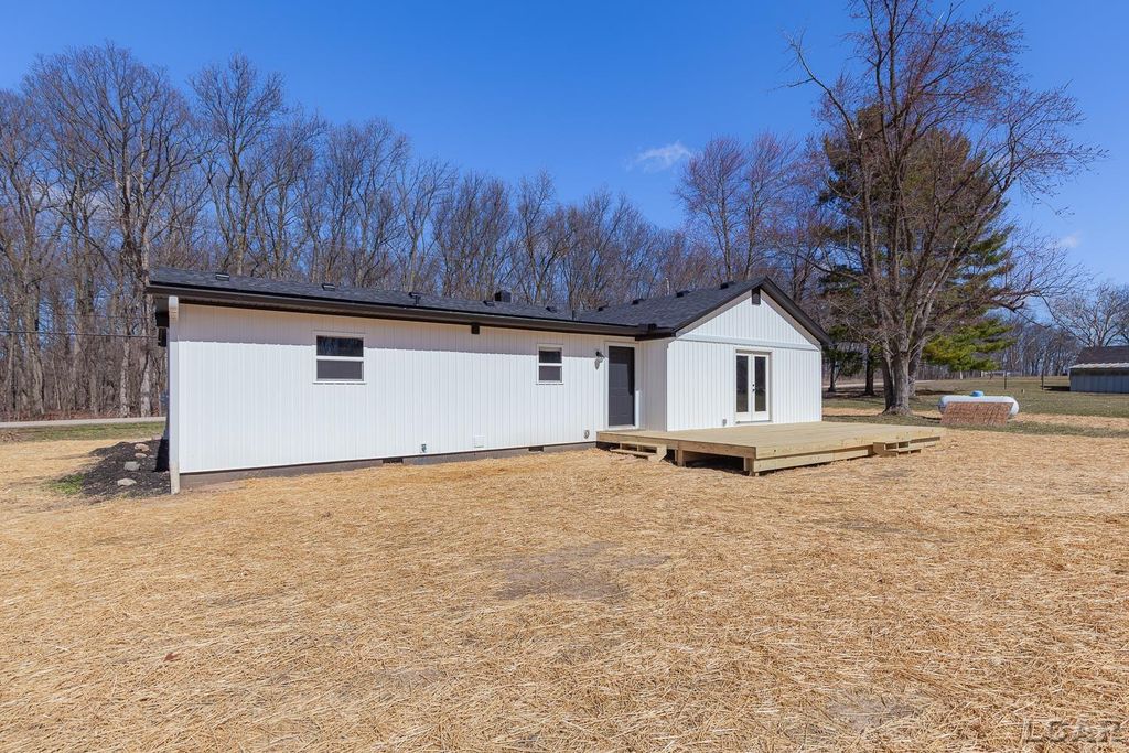 listing image 49