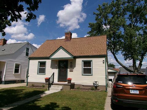 33988 Currier Street Wayne City MI 48184