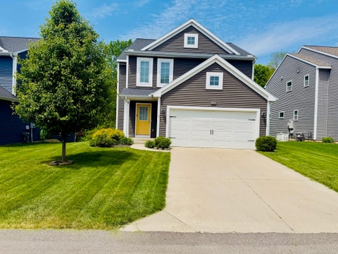 Photo of 1353 Highland Hill, Lowell City, MI 49331 (MLS # 58050224213)
