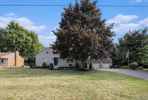 5294 E Atherton Road Burton City MI 48519