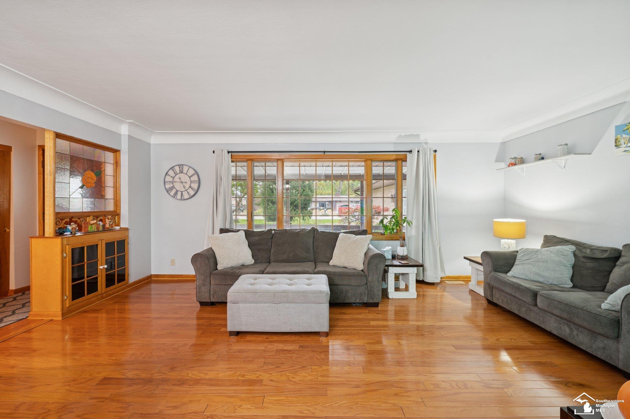 7227 Kenilworth Drive