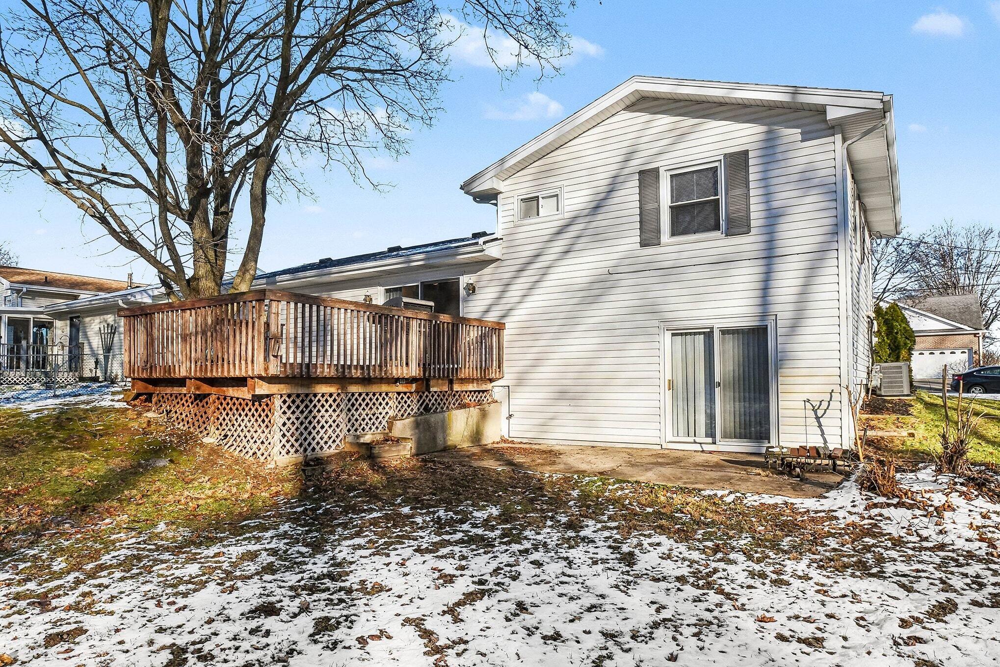 917 N Detroit Street