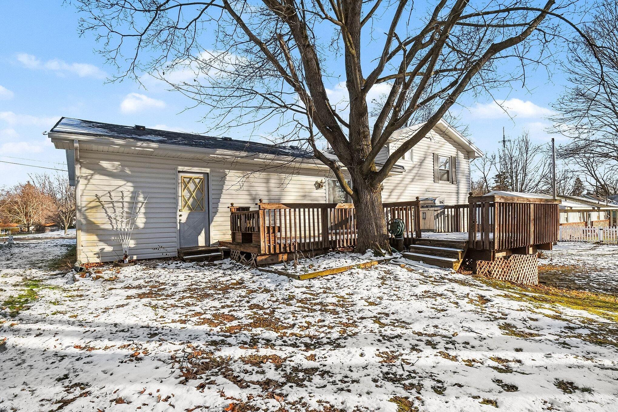 917 N Detroit Street