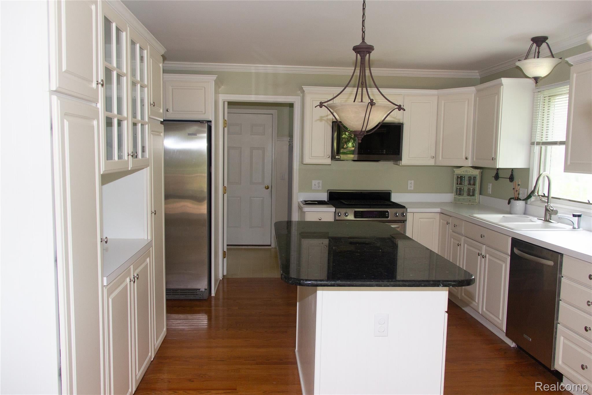 7781 Partridge Hill Drive