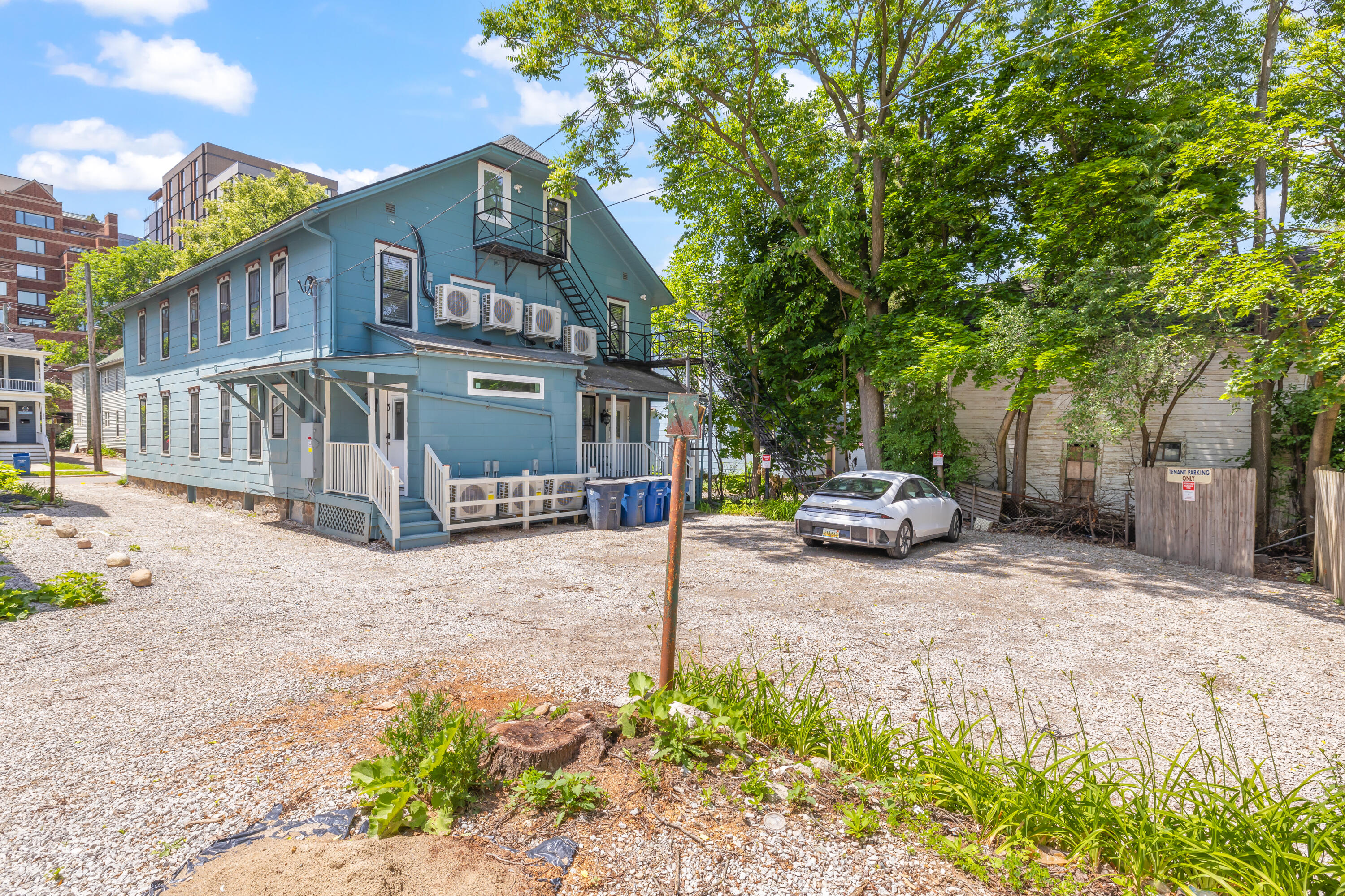 507 E Ann Street