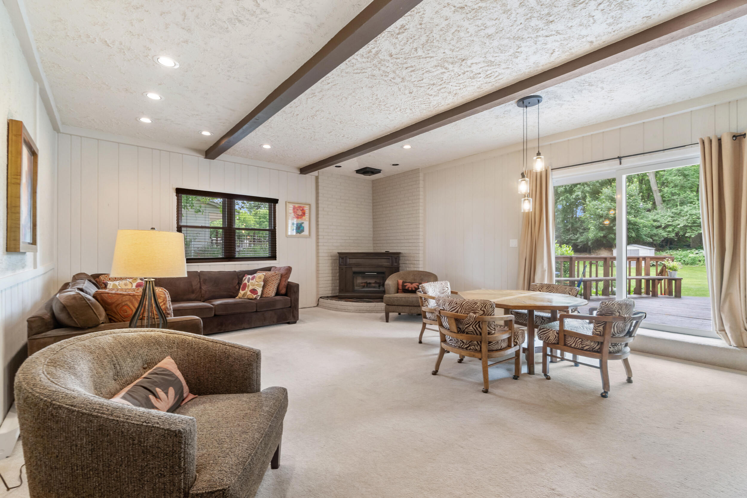 3125 Fawn Lane