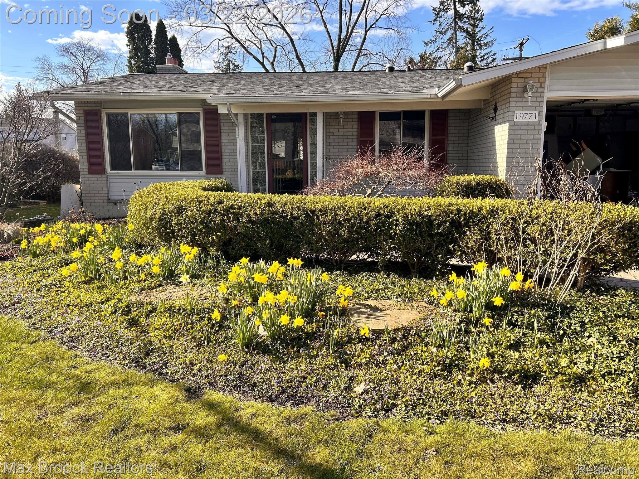 19771 Hickory Leaf Street