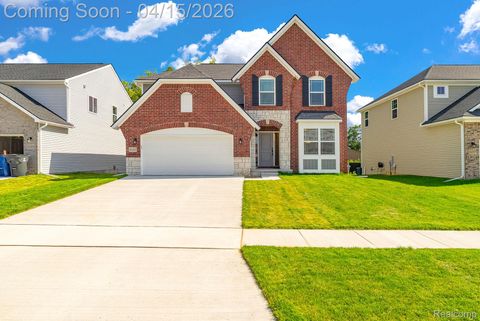 36293 Monroe Westland City MI 48186