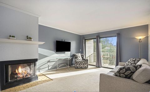 3280 Devonwood Hills NE 6 Plainfield Charter Township MI 49525