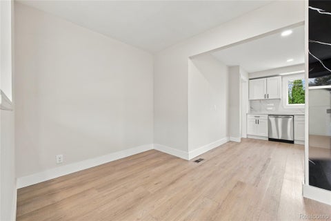 Tiny photo for 15834 Chestnut Street, Roseville City, MI 48066 (MLS # 20261080935)