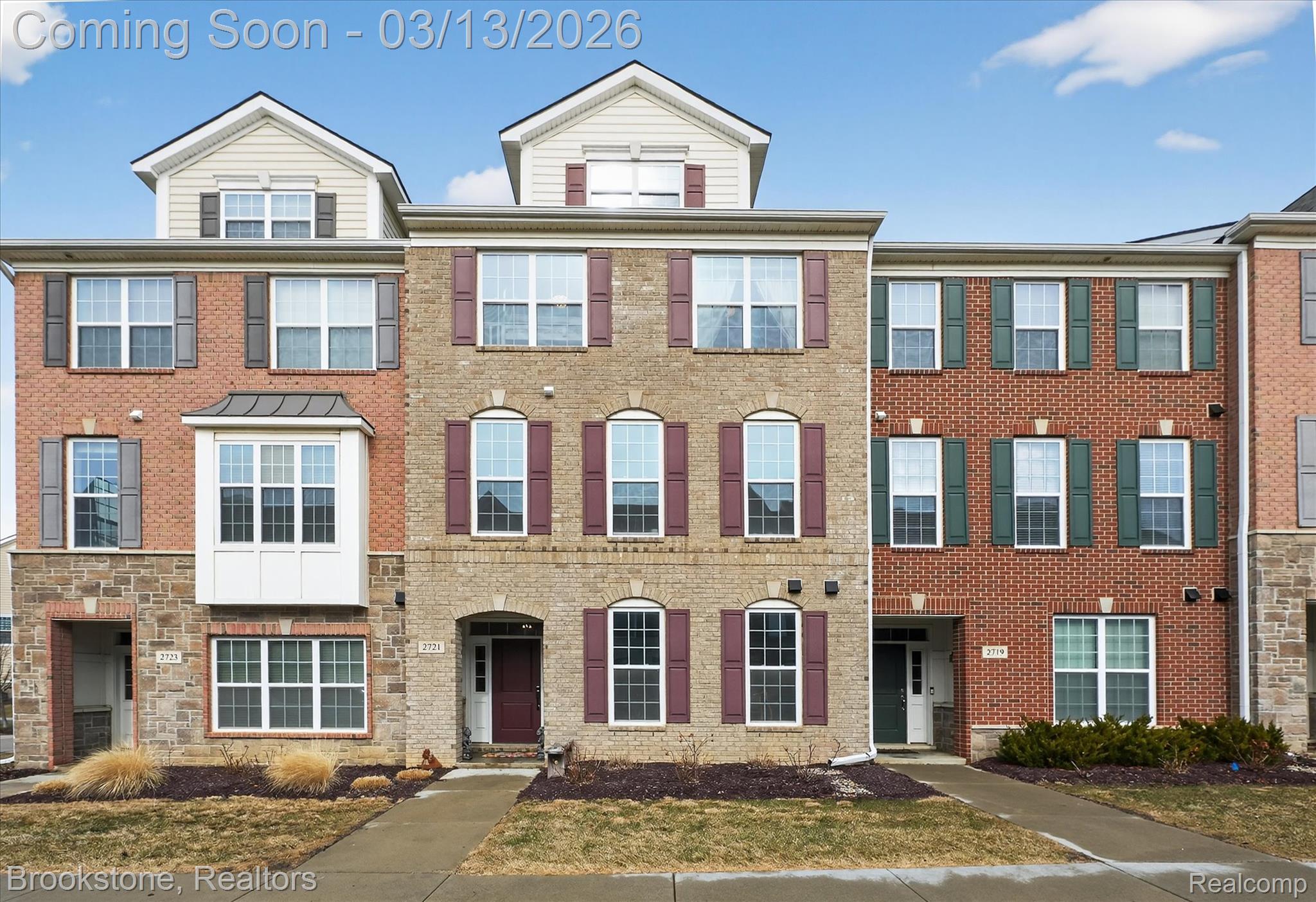 2721 S Spurway Drive