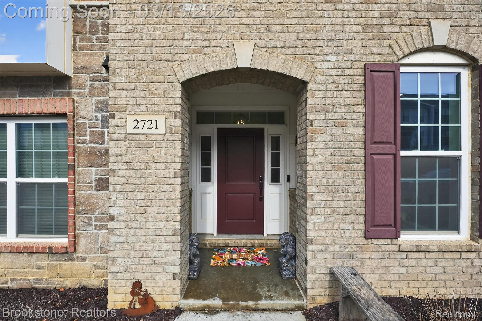 2721 S Spurway Drive