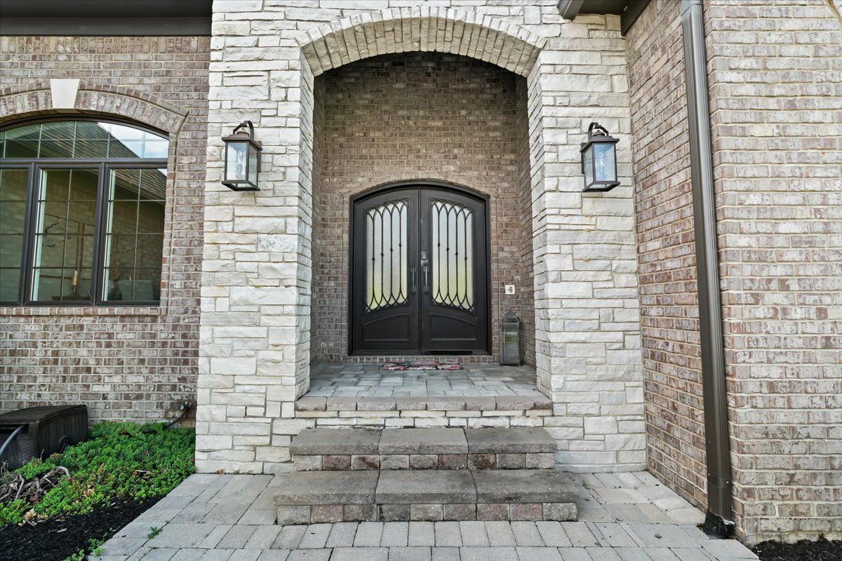 10580 STONEY POINT Drive