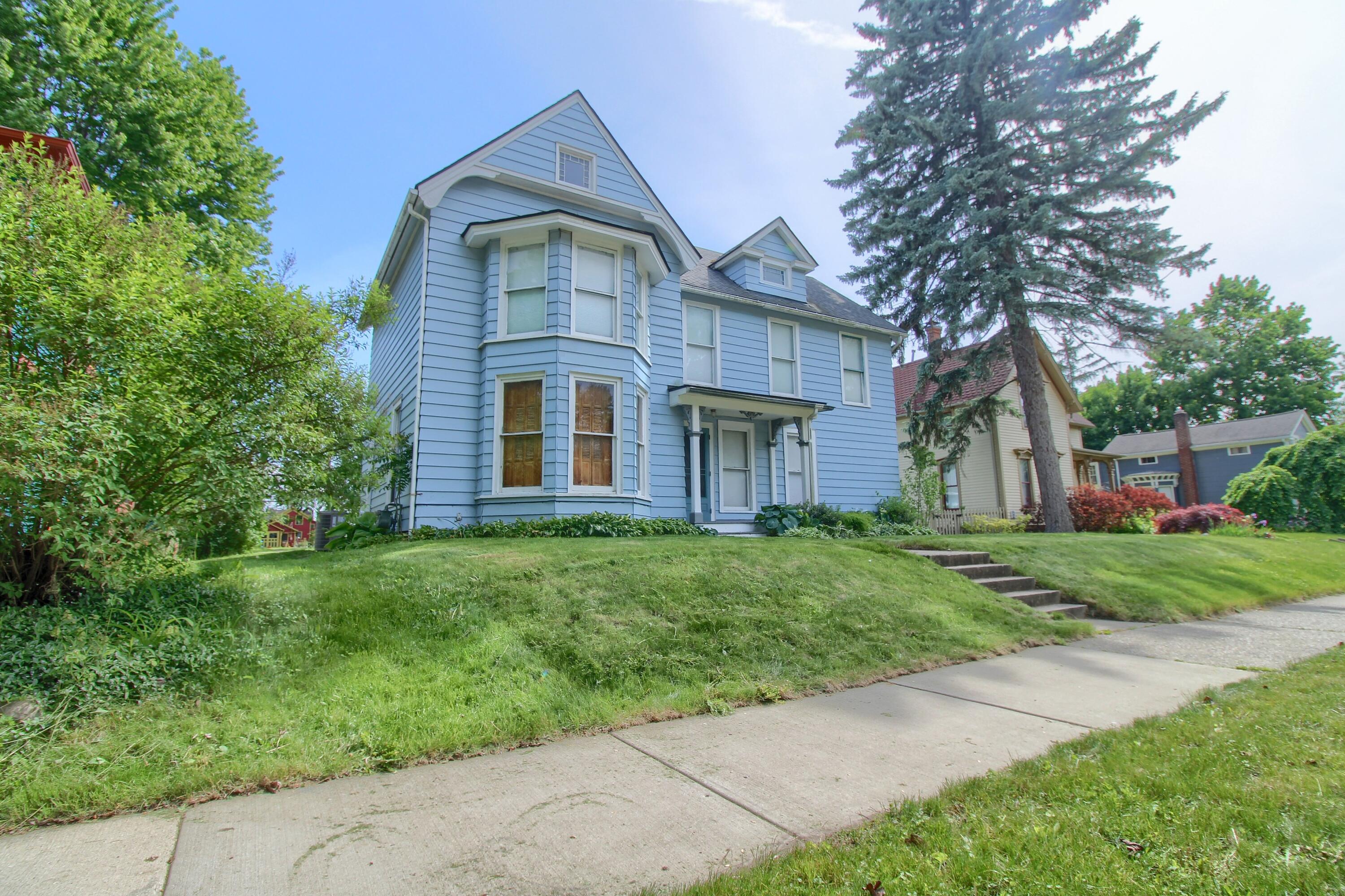 314 E Cross Street
