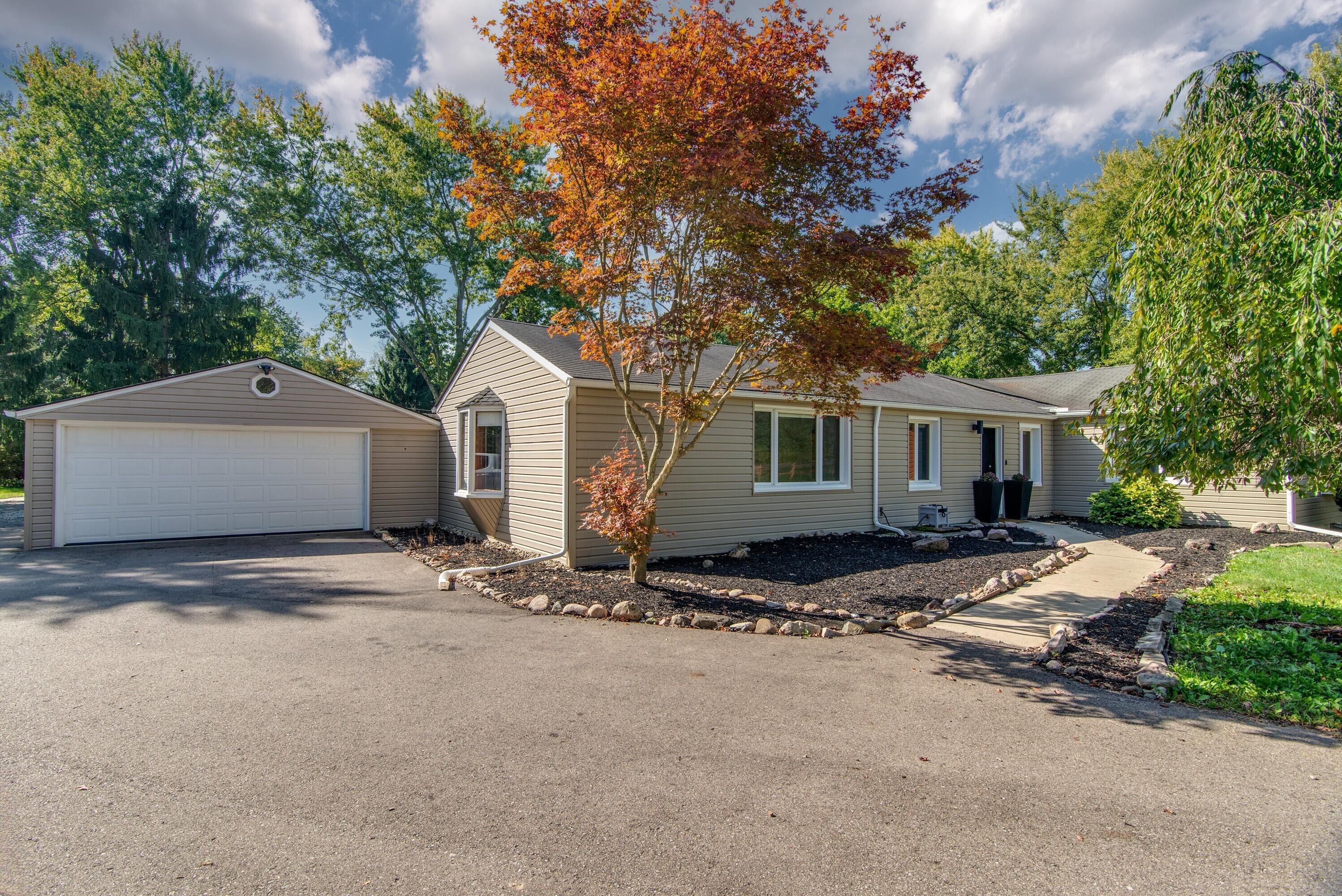 6810 N Territorial Road