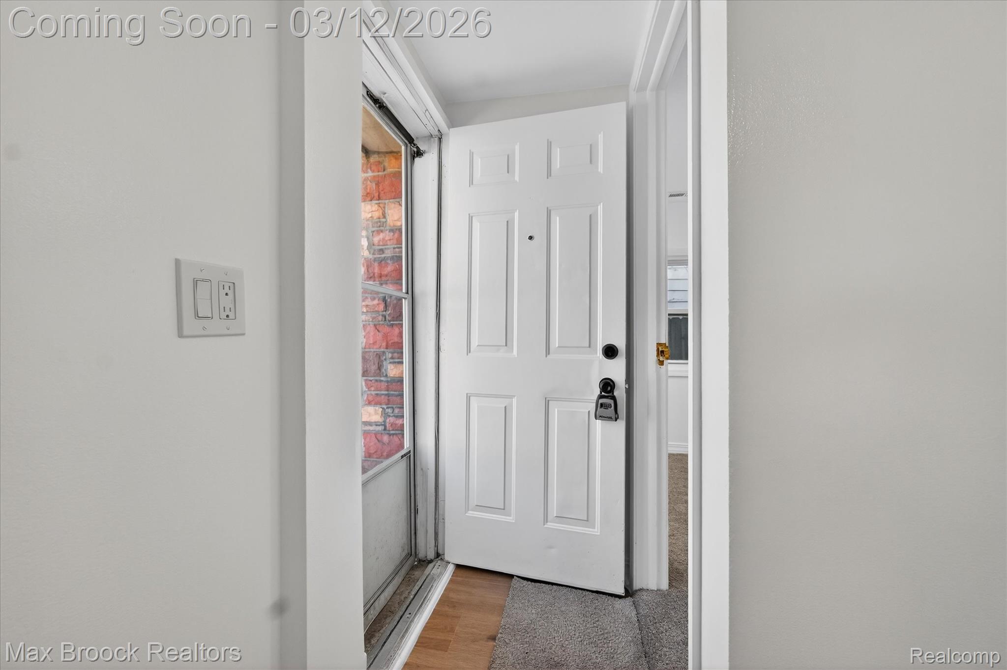 23817 Willard Avenue