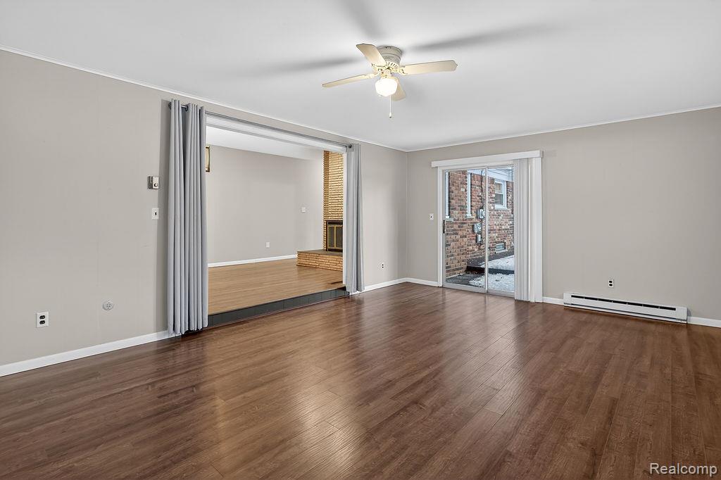 Rochester Hills, Michigan 48309, United States, 3 Bedrooms Bedrooms, ,3 BathroomsBathrooms,Residential,Active,255288