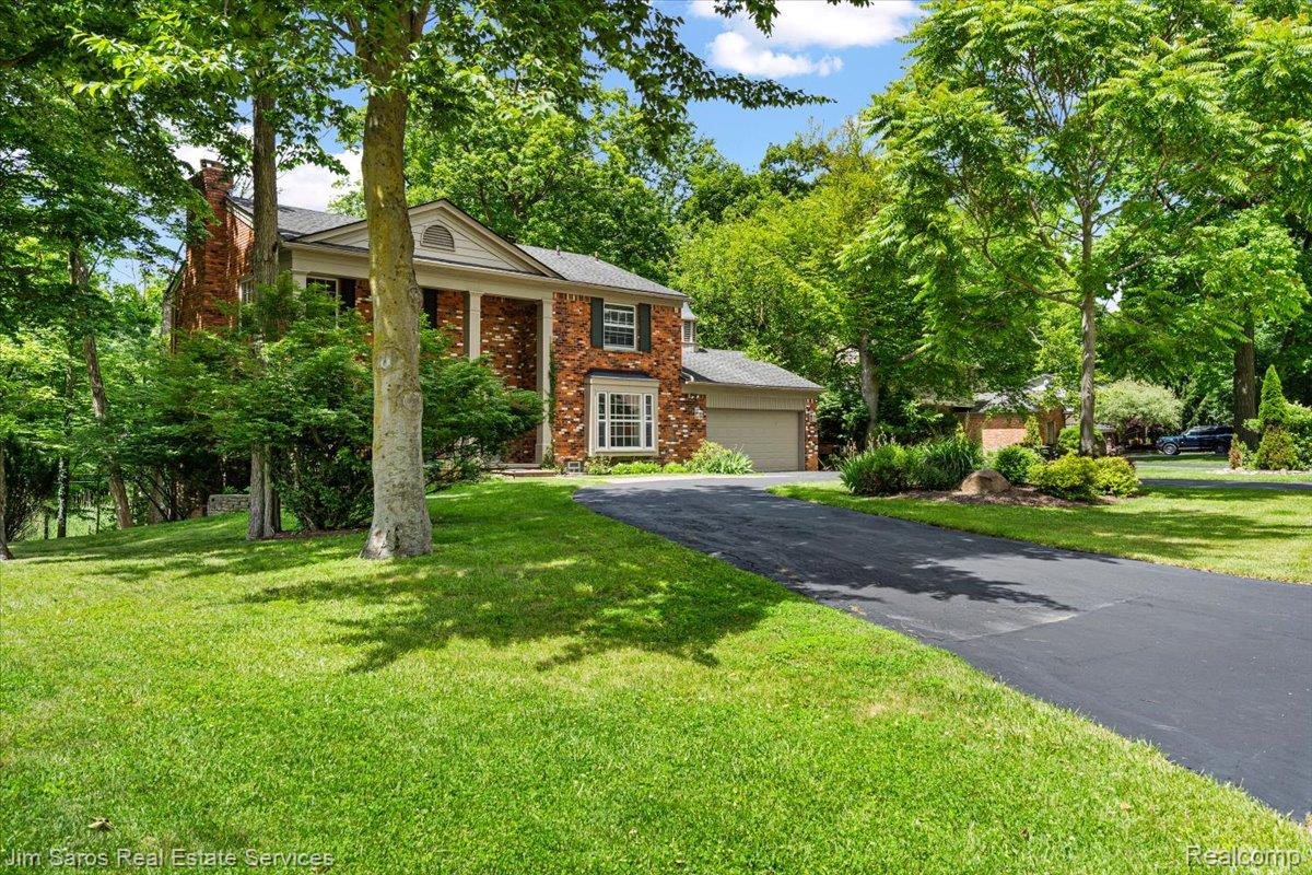 32807 Red Oaks Trail