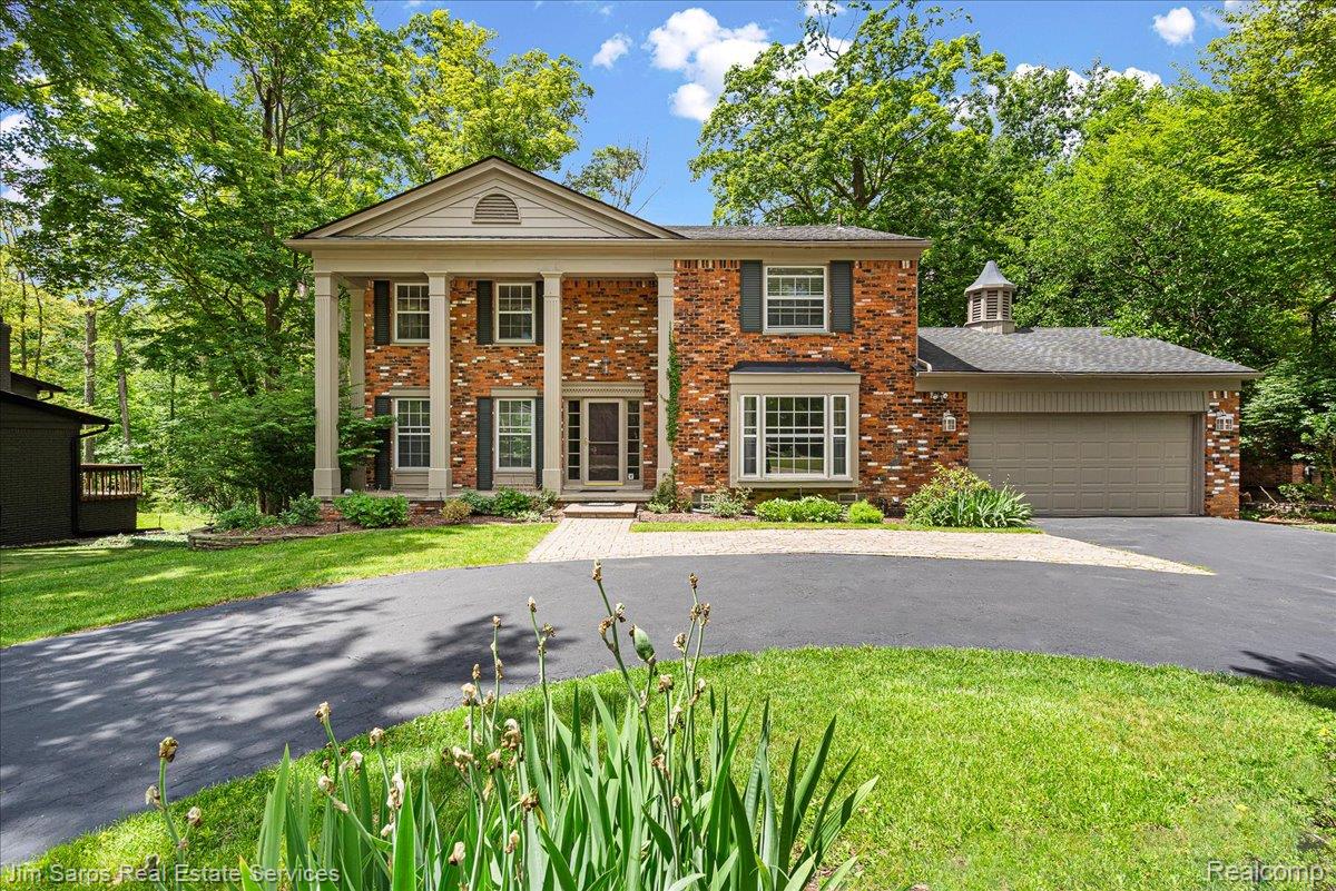 32807 Red Oaks Trail