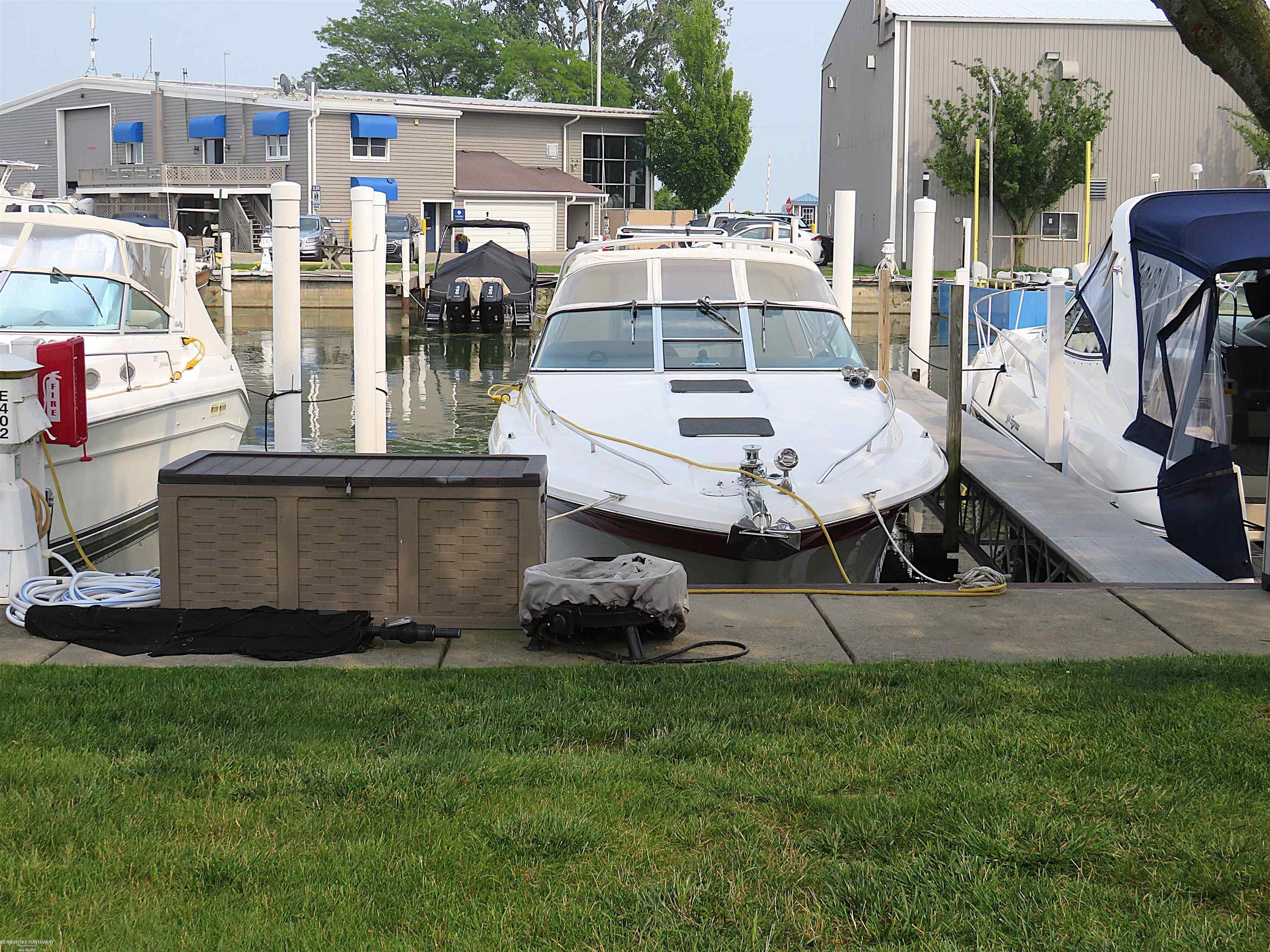 Harrison Charter Township, Michigan 48045, United States, ,Land,Pending,185657