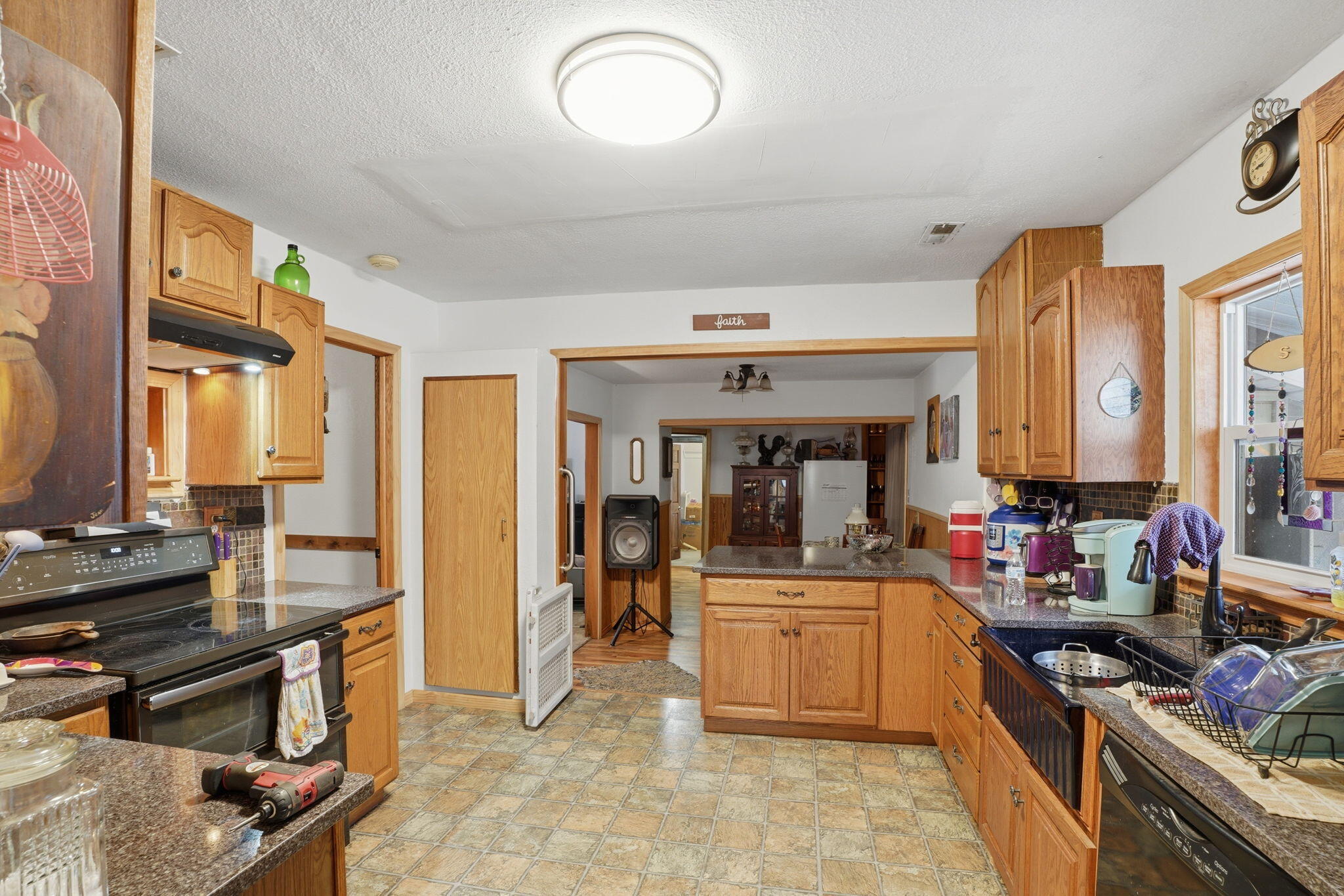 1714 Linnard Road