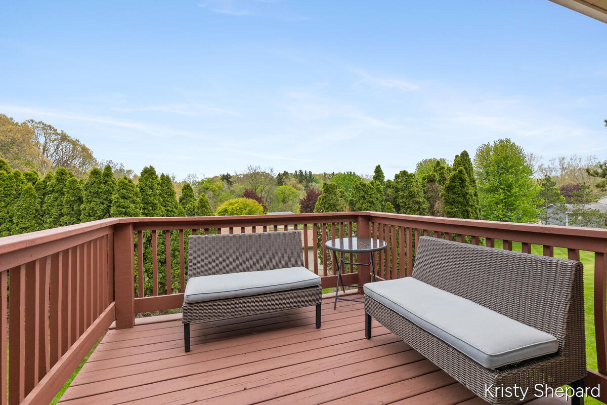 222 York View Place NW