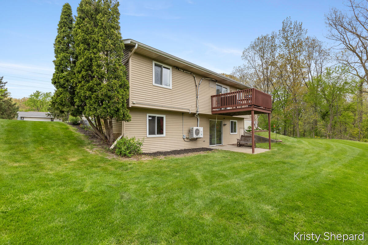 222 York View Place NW