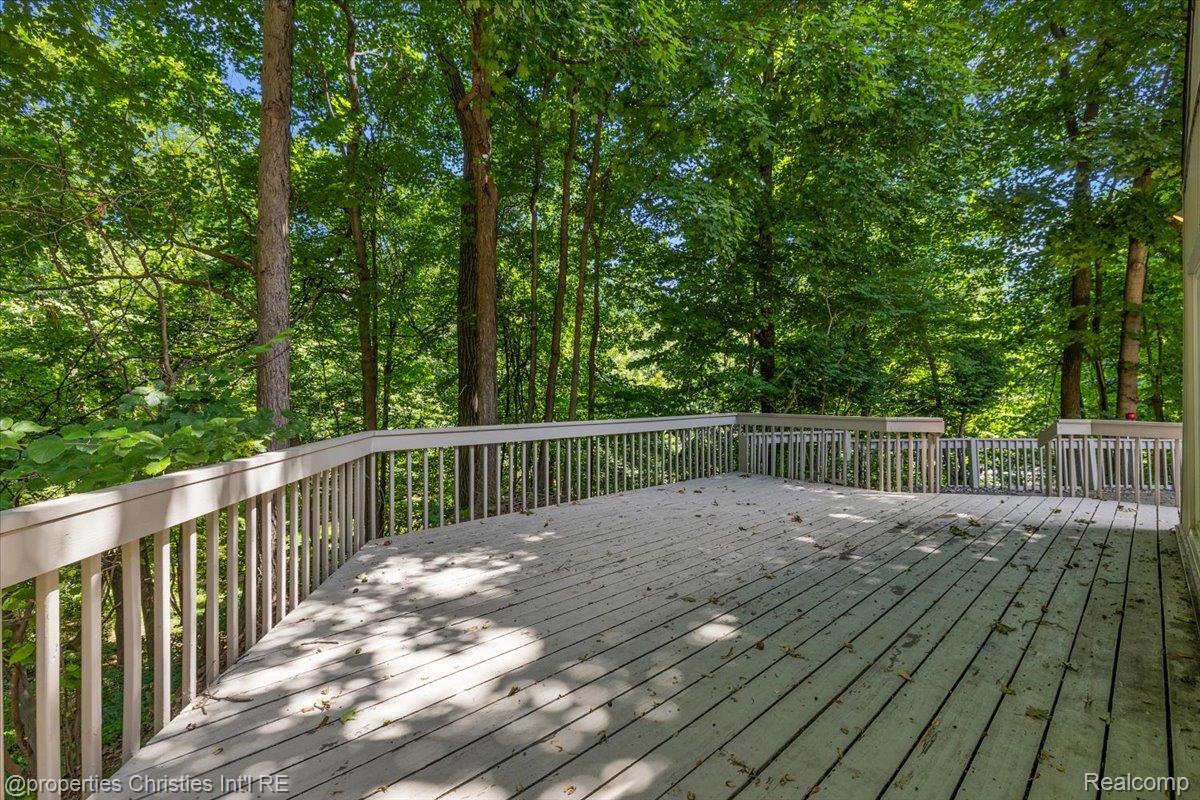 34448 Quaker Valley Road
