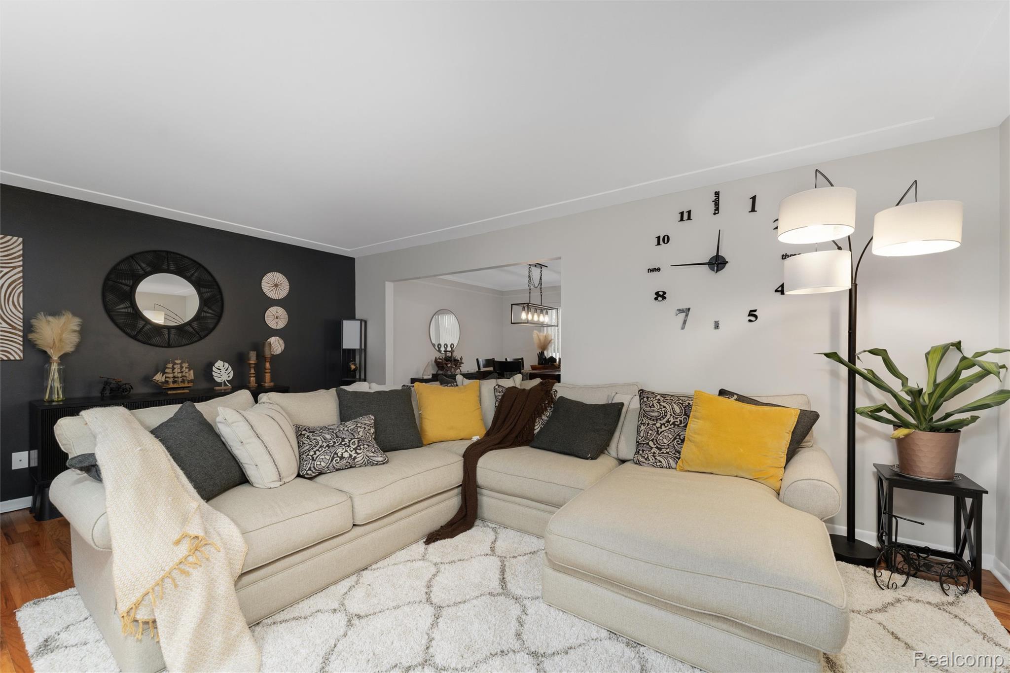 37701 Via Rosalie Street