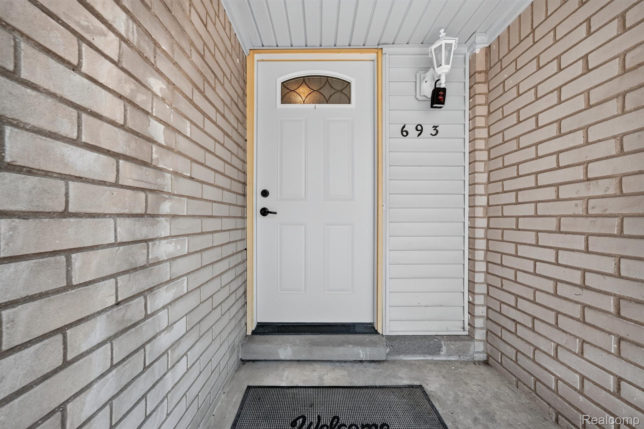 693 Hamlet Road