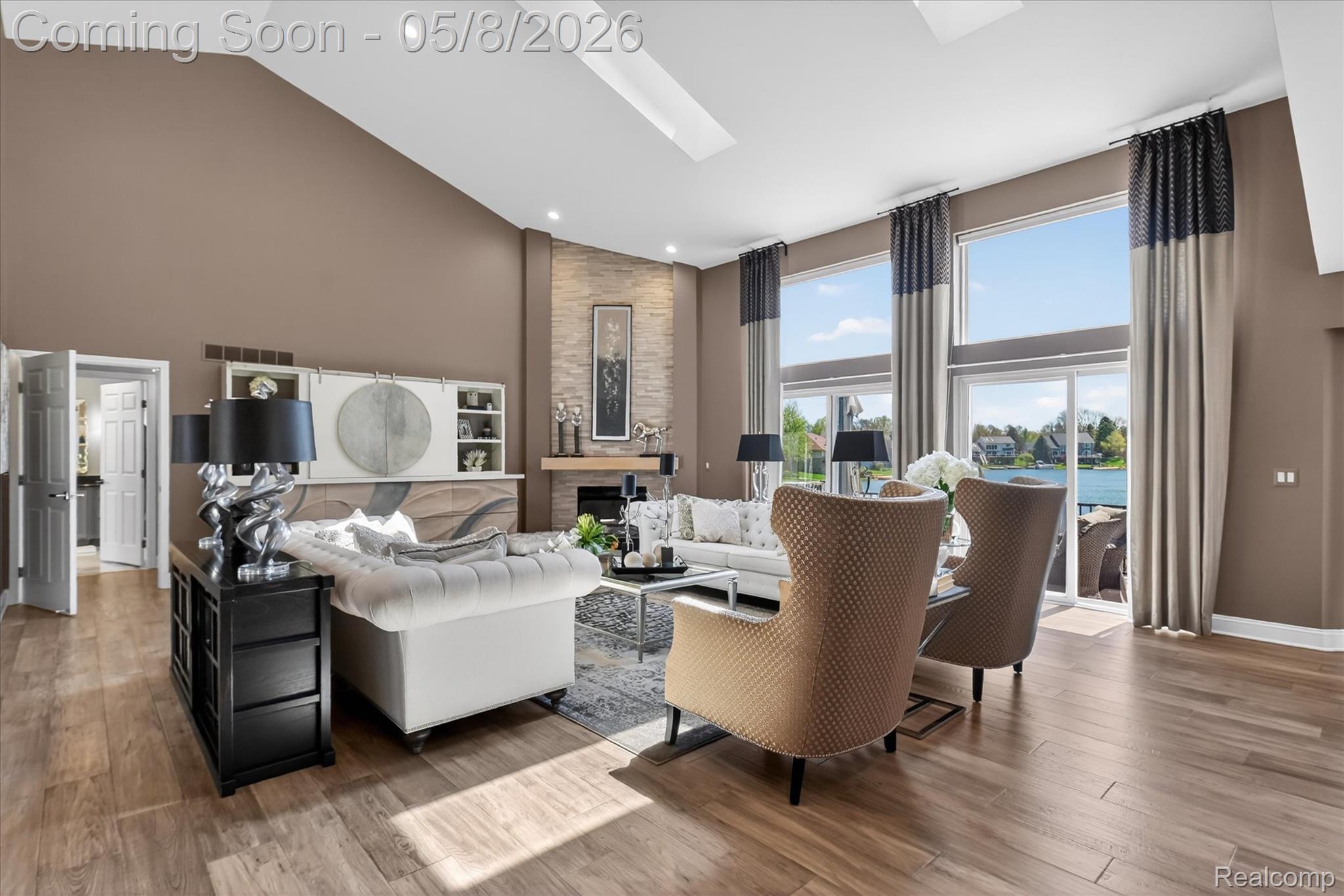 8955 Sandy Ridge Drive