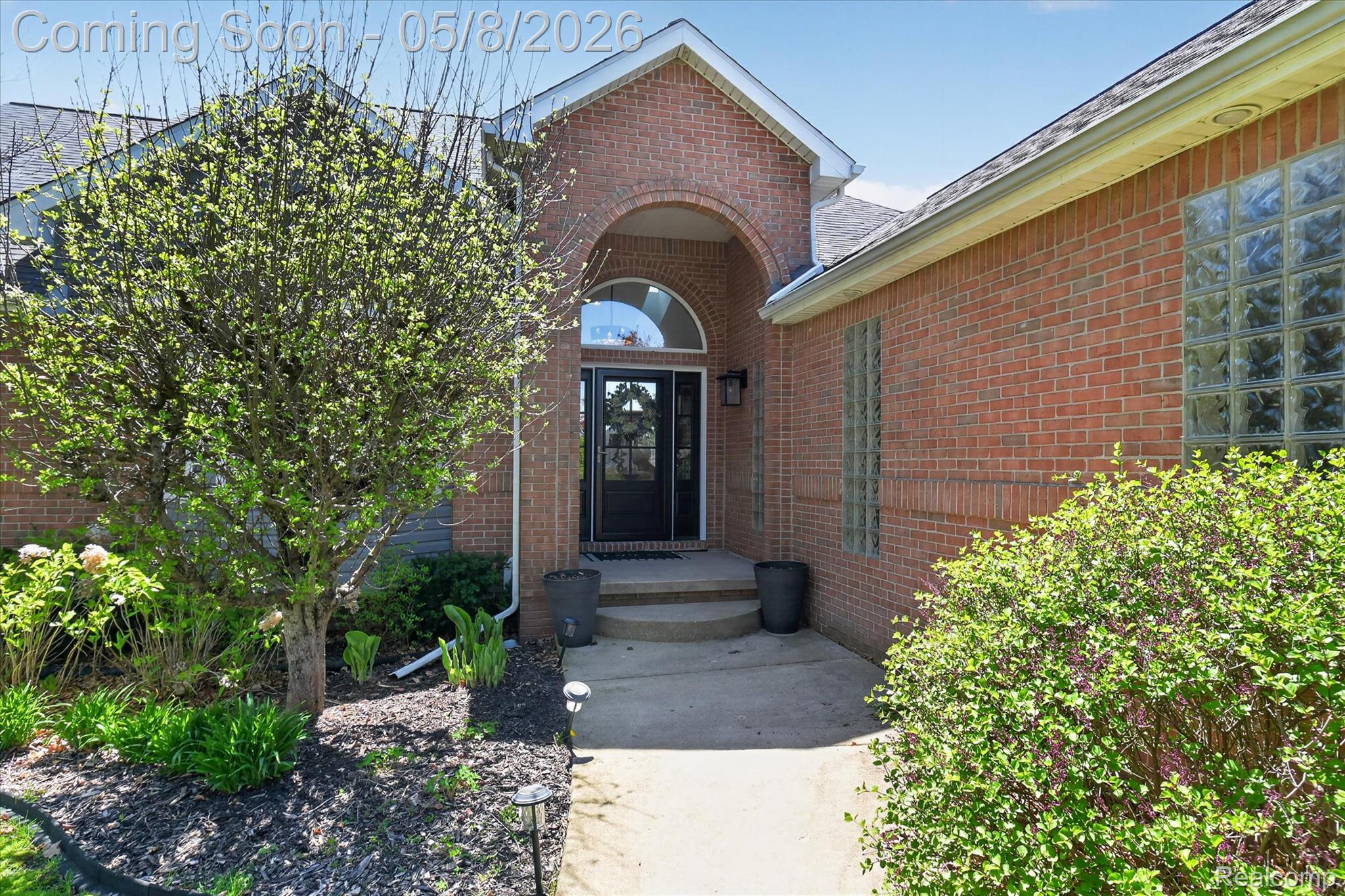 8955 Sandy Ridge Drive