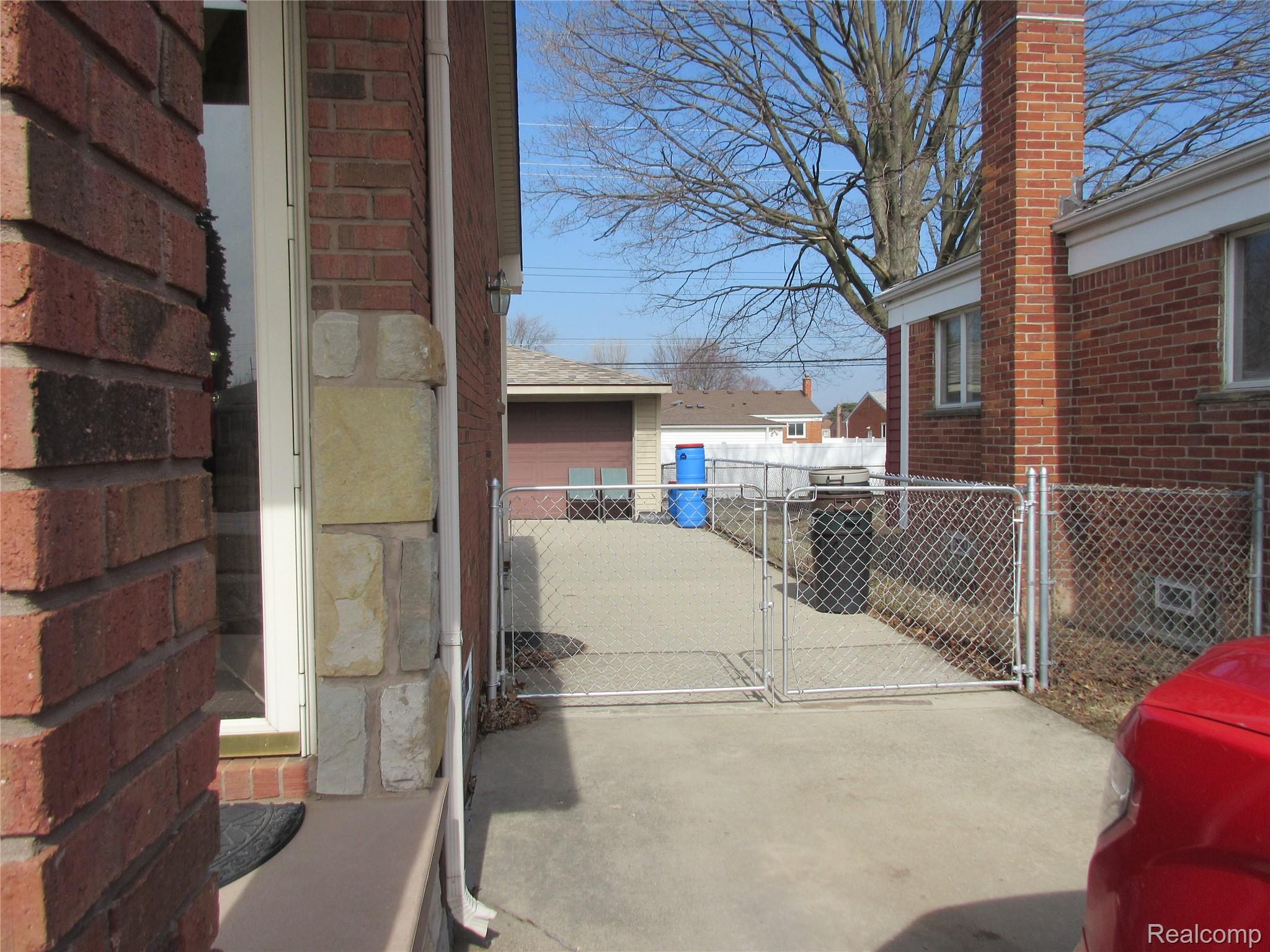 32730 Avondale Street